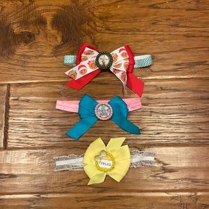 Beautifully handmade baby girl headband bows 💜🧸